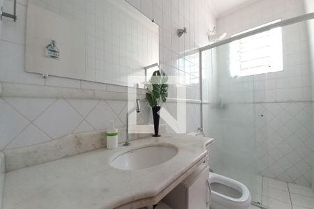 Casa à venda com 200m², 4 quartos e 3 vagasBanheiro