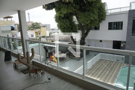Casa à venda com 700m², 6 quartos e 5 vagasVARANDA