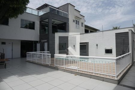 Casa à venda com 700m², 6 quartos e 5 vagasPISCINA