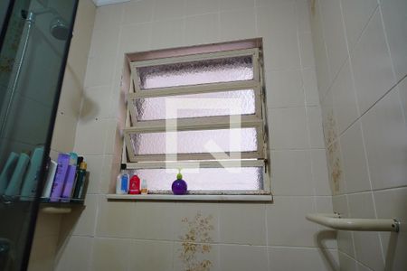 Casa à venda com 170m², 3 quartos e 5 vagasBanheiro Corredor