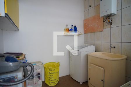 Casa à venda com 170m², 3 quartos e 5 vagasÁrea de serviço