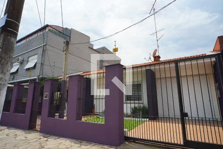 Casa à venda com 170m², 3 quartos e 5 vagasFachada