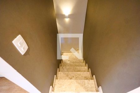 Apartamento para alugar com 280m², 3 quartos e 4 vagasEscada