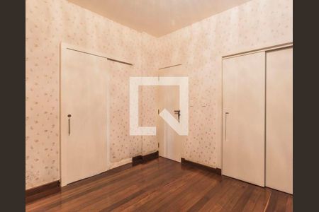 Apartamento à venda com 190m², 4 quartos e 3 vagasQuarto