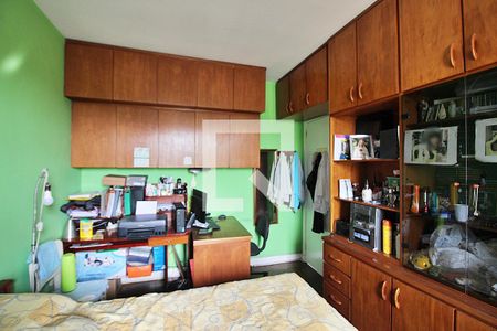 Casa à venda com 248m², 5 quartos e 6 vagasQuarto 4