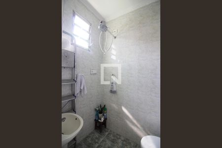 Casa à venda com 248m², 5 quartos e 6 vagasBanheiro 2 casa 2