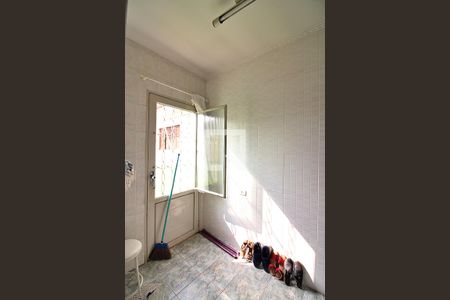 Casa à venda com 248m², 5 quartos e 6 vagasÁrea de Serviço