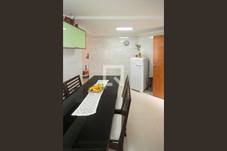 Casa à venda com 106m², 3 quartos e 4 vagas Casa à venda com 106m², 3 quartos e 4 vagasBanheiro Social