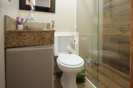 Casa à venda com 106m², 3 quartos e 4 vagas Casa à venda com 106m², 3 quartos e 4 vagasBanheiro Social