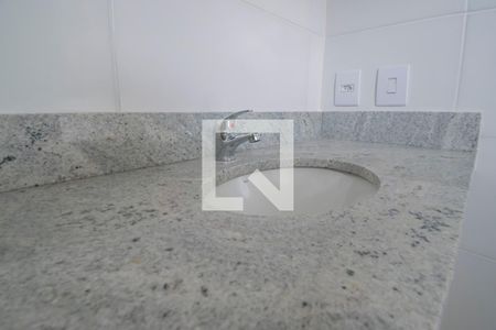 Casa à venda com 199m², 3 quartos e 2 vagas Casa à venda com 199m², 3 quartos e 2 vagasBanheiro da Suíte
