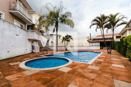 Casa à venda com 230m², 4 quartos e 3 vagasÁrea comum - Piscina