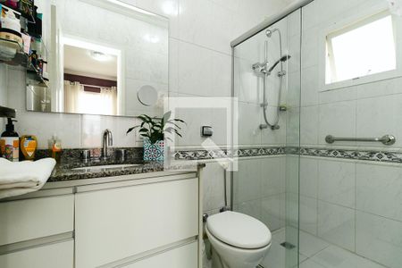 Casa à venda com 230m², 4 quartos e 3 vagasBanheiro da Suíte