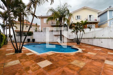 Casa à venda com 230m², 4 quartos e 3 vagasÁrea comum - Piscina