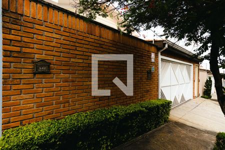 Casa à venda com 230m², 4 quartos e 3 vagasFachada