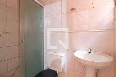 Banheiro de casa para alugar com 1 quarto, 45m² em Jardim Primeiro de Maio (chácara Fazendinha), Osasco