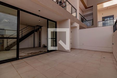 Apartamento à venda com 95m², 2 quartos e 1 vaga Apartamento à venda com 95m², 2 quartos e 1 vagaÁrea de Serviço