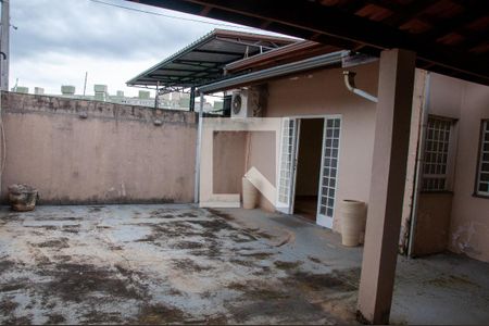 Casa à venda com 154m², 2 quartos e 2 vagasGaragem