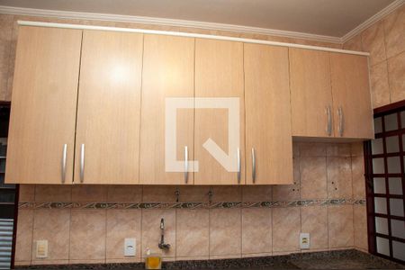 Casa à venda com 154m², 2 quartos e 2 vagasCozinha