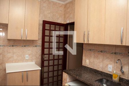 Casa à venda com 154m², 2 quartos e 2 vagasCozinha