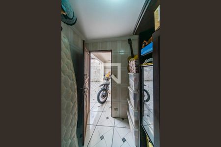 Casa à venda com 220m², 3 quartos e 2 vagas Casa à venda com 220m², 3 quartos e 2 vagasQuarto de Serviço