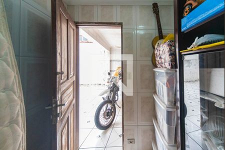 Casa à venda com 220m², 3 quartos e 2 vagas Casa à venda com 220m², 3 quartos e 2 vagasQuarto de Serviço