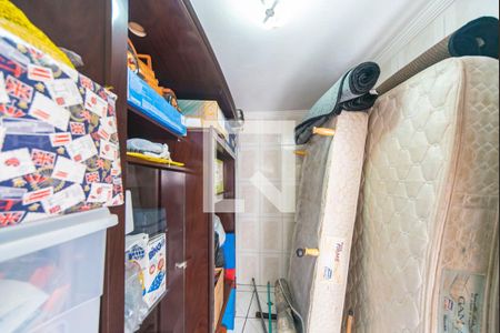 Casa à venda com 220m², 3 quartos e 2 vagas Casa à venda com 220m², 3 quartos e 2 vagasQuarto de Serviço