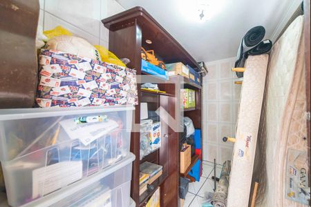 Casa à venda com 220m², 3 quartos e 2 vagas Casa à venda com 220m², 3 quartos e 2 vagasQuarto de Serviço