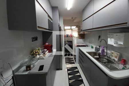 Apartamento à venda com 74m², 2 quartos e 1 vaga Apartamento à venda com 74m², 2 quartos e 1 vagaCozinha