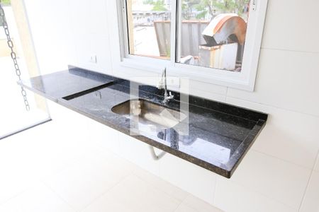 Apartamento à venda com 124m², 2 quartos e 2 vagas Apartamento à venda com 124m², 2 quartos e 2 vagasCozinha e Área de Serviço