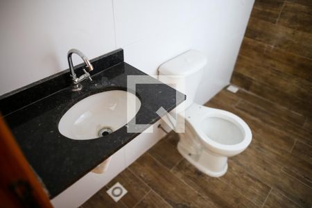 Apartamento à venda com 124m², 2 quartos e 2 vagas Apartamento à venda com 124m², 2 quartos e 2 vagasBanheiro da Suite