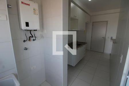 Sala/Cozinha de apartamento para alugar com 1 quarto, 57m² em Sapopemba, São Paulo