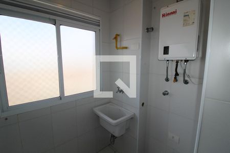 Sala/Cozinha de apartamento para alugar com 1 quarto, 57m² em Sapopemba, São Paulo