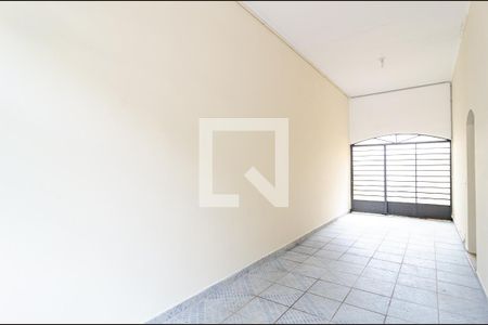 Casa para alugar com 302m², 4 quartos e 3 vagas Casa para alugar com 302m², 4 quartos e 3 vagasGaragem