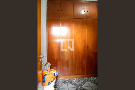 Casa à venda com 349m², 5 quartos e 2 vagas Casa à venda com 349m², 5 quartos e 2 vagasQuarto de Serviço 1