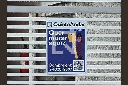 Apartamento à venda com 71m², 2 quartos e 1 vagaPlaquinha instalada no portão do imóvel