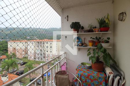 Apartamento à venda com 77m², 3 quartos e 2 vagasSacada