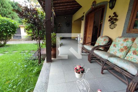 Casa de condomínio à venda com 282m², 3 quartos e 3 vagasÁrea Externa