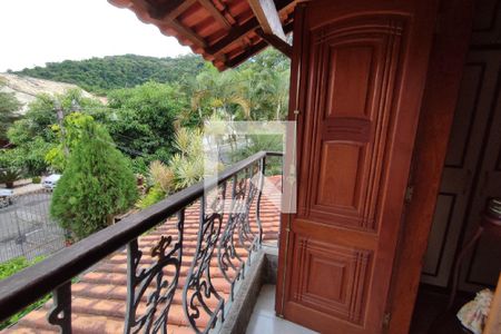 Casa de condomínio à venda com 282m², 3 quartos e 3 vagasVaranda da Suite 1