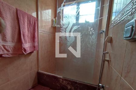 Casa de condomínio à venda com 282m², 3 quartos e 3 vagasBanheiro da Suíte 1