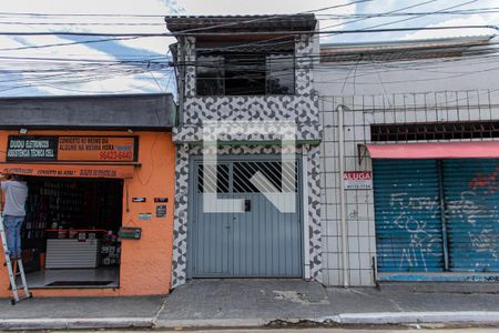 Casa à venda com 160m², 2 quartos e 1 vagaFachada