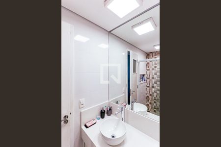 Casa à venda com 97m², 3 quartos e 2 vagasBanheiro 2