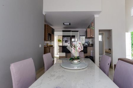 Sala de Jantar de casa de condomínio para alugar com 3 quartos, 190m² em Santa Cruz, Campinas