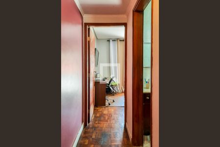 Casa à venda com 98m², 2 quartos e 2 vagas Casa à venda com 98m², 2 quartos e 2 vagasCorredor