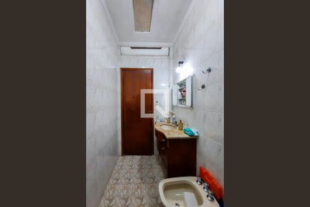 Casa à venda com 98m², 2 quartos e 2 vagas Casa à venda com 98m², 2 quartos e 2 vagasBanheiro