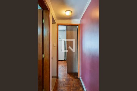 Casa à venda com 98m², 2 quartos e 2 vagas Casa à venda com 98m², 2 quartos e 2 vagasCorredor