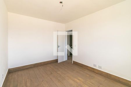 Casa à venda com 175m², 3 quartos e 2 vagasQuarto 2