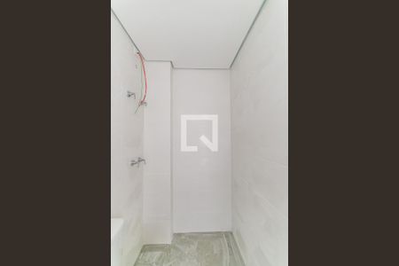 Casa à venda com 175m², 3 quartos e 2 vagasBanheiro Social