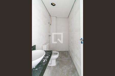 Casa à venda com 175m², 3 quartos e 2 vagasBanheiro Social