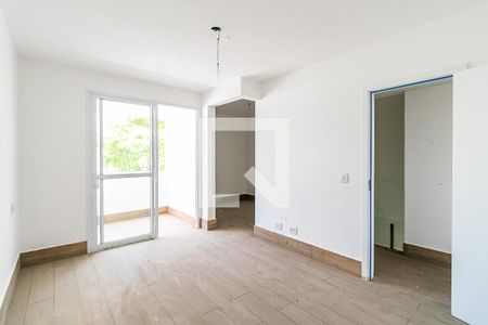 Casa à venda com 175m², 3 quartos e 2 vagasSuíte