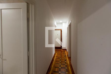 Apartamento à venda com 106m², 3 quartos e 1 vaga Apartamento à venda com 106m², 3 quartos e 1 vagaCorredor quartos